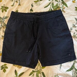 Tommy Hilfiger Men’s Navy Elastic Waist Shorts